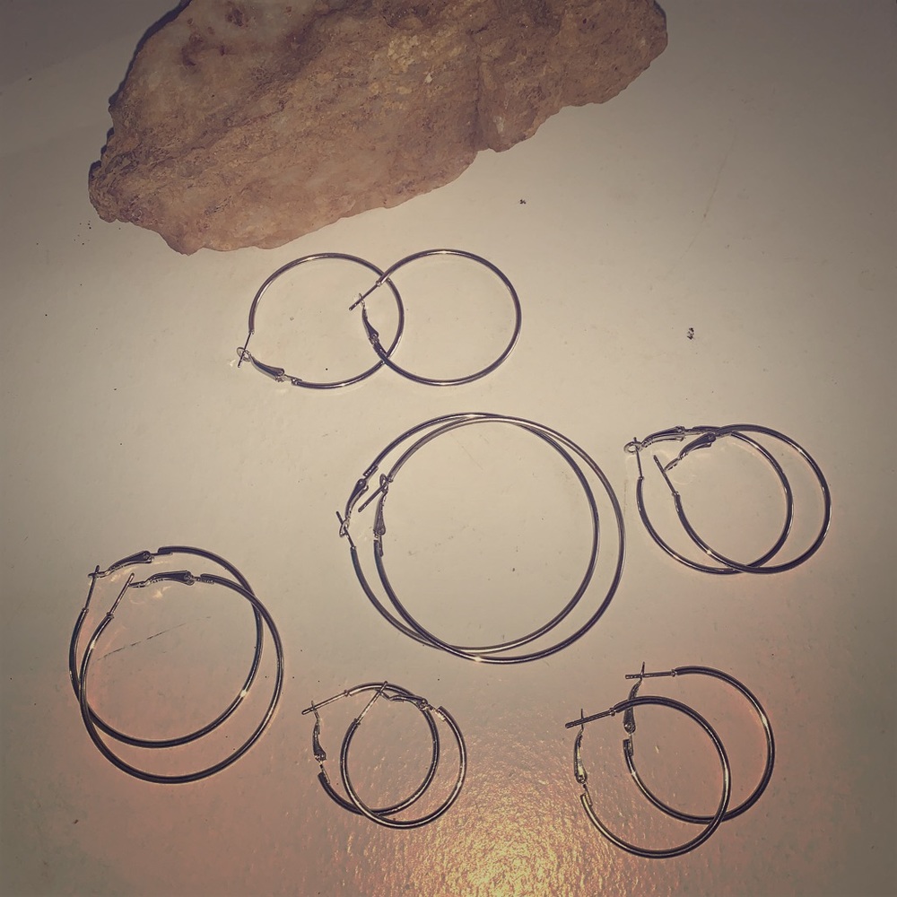 Never used! 6 set of hoop earrings